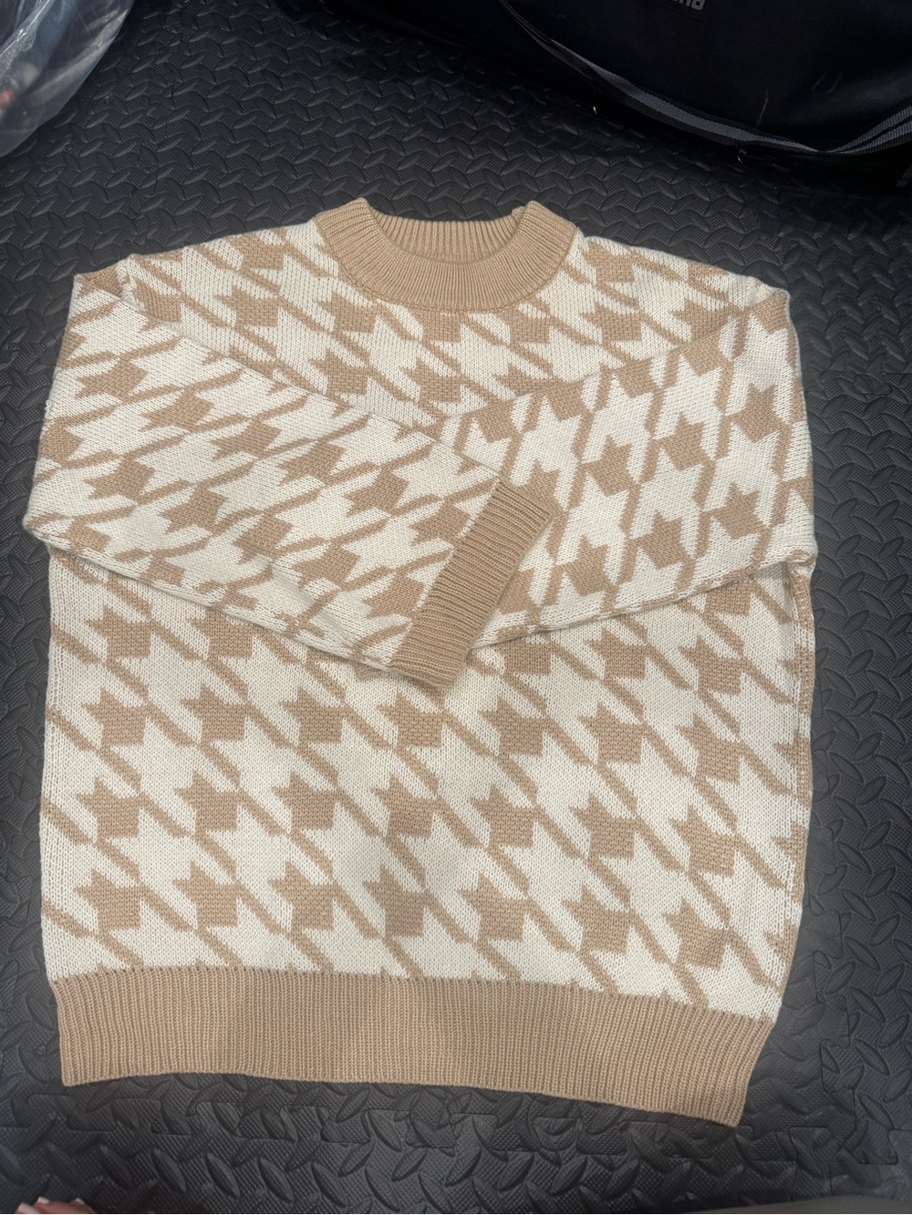 Womens Beige & Cream Houndstooth Crewneck Sweater